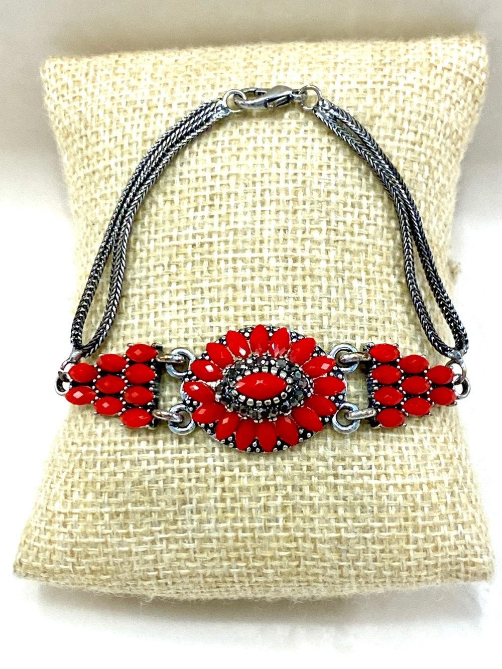 Vibrant Red Floral Crystal Bracelet